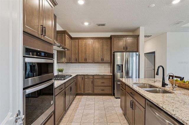 6237 CITRUS GROVE COURT, St Cloud, FL 34771