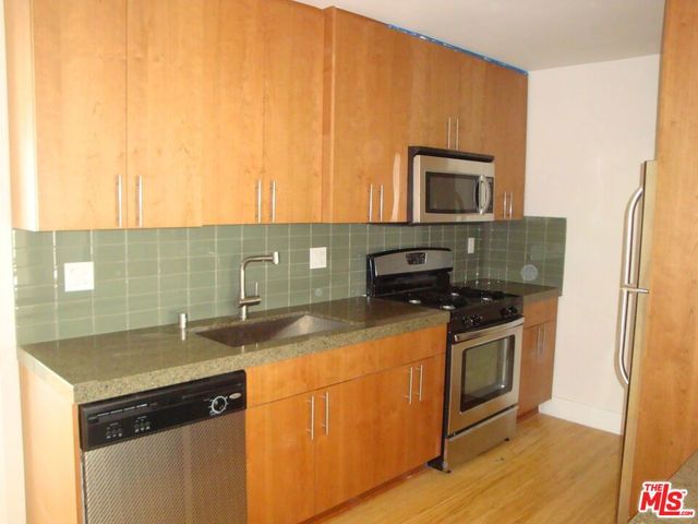 4515 McConnell Avenue 3, Los Angeles, CA 90066