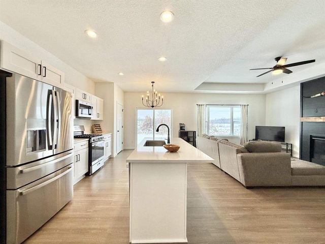 3224 S Bartells Drive, Beloit, WI 53511