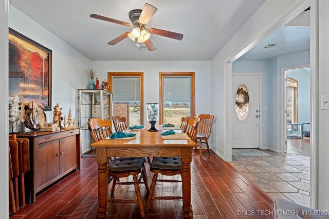 27204 S 125 Highway 9, Afton, OK 74331