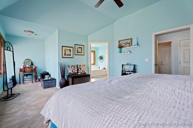 27204 S 125 Highway 9, Afton, OK 74331