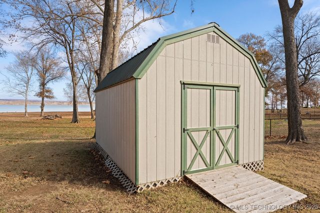 27204 S 125 Highway 9, Afton, OK 74331