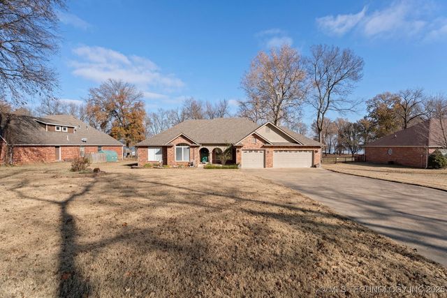 27204 S 125 Highway 9, Afton, OK 74331