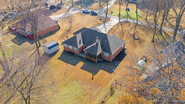 27204 S 125 Highway 9, Afton, OK 74331