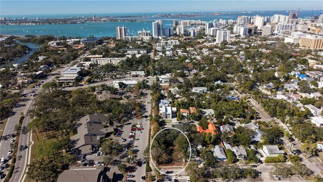 654 LAFAYETTE COURT, Sarasota, FL 34236