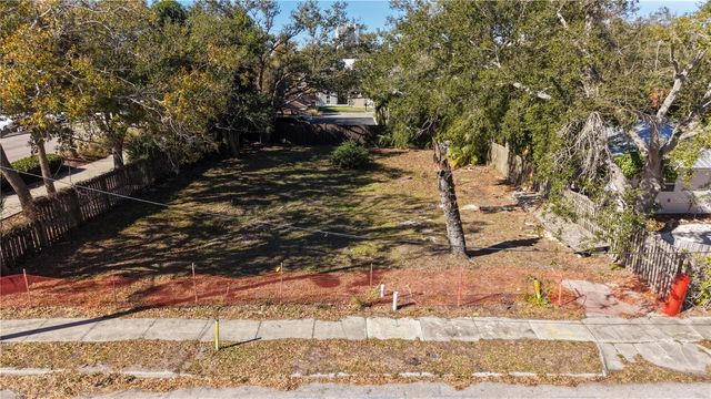 654 LAFAYETTE COURT, Sarasota, FL 34236