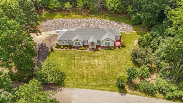 1255 TWIN VIEW CIR, Selmer, TN 38375