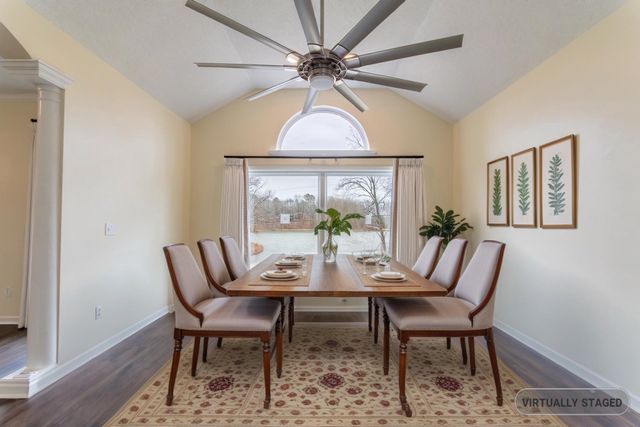 1255 TWIN VIEW CIR, Selmer, TN 38375