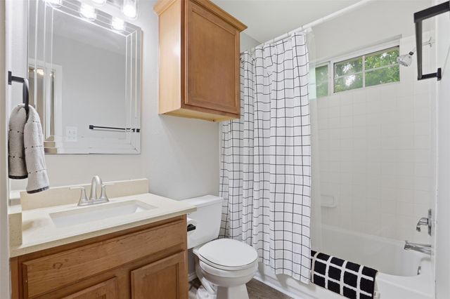 1481 E Old Settlers BLVD 1502, Round Rock, TX 78664