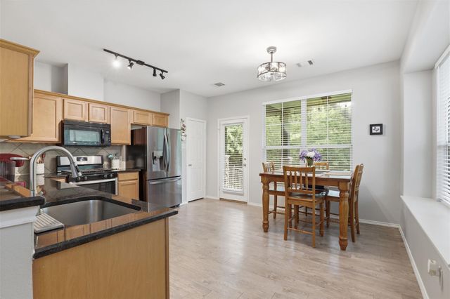 1481 E Old Settlers BLVD 1502, Round Rock, TX 78664
