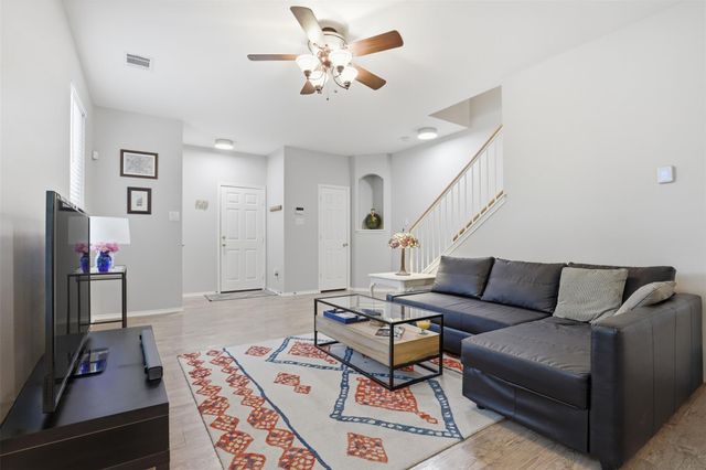 1481 E Old Settlers BLVD 1502, Round Rock, TX 78664