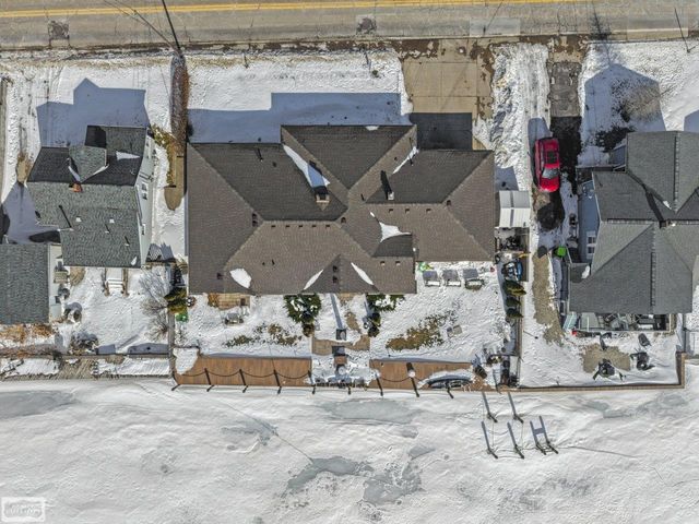 32680 S River Road, Harrison Twp, MI 48045