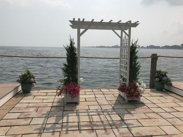 32680 S River Road, Harrison Twp, MI 48045