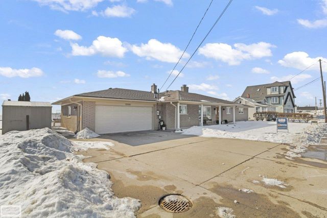 32680 S River Road, Harrison Twp, MI 48045