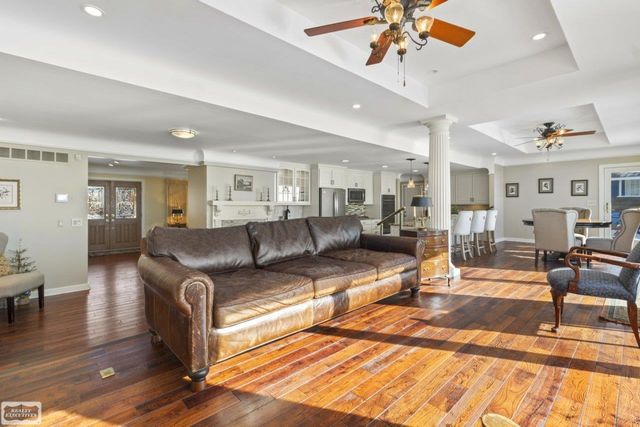 32680 S River Road, Harrison Twp, MI 48045