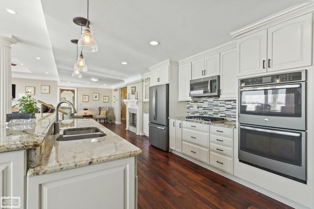 32680 S River Road, Harrison Twp, MI 48045