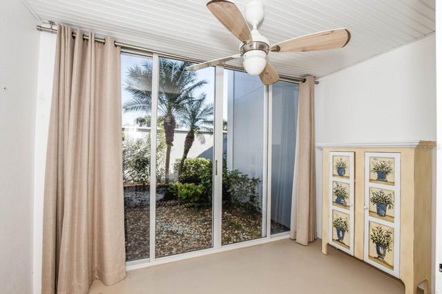 427 CERROMAR LANE 356, Venice, FL 34293