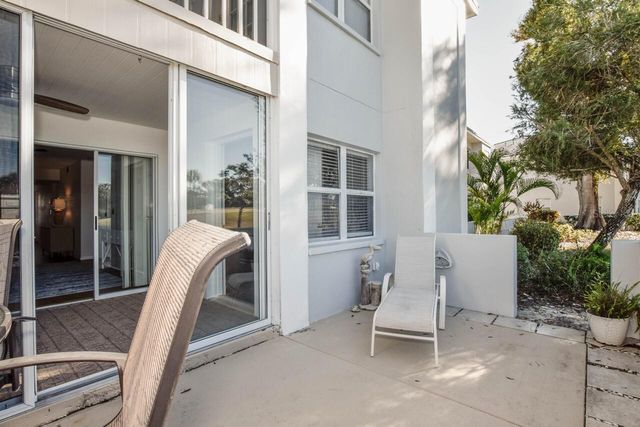 427 CERROMAR LANE 356, Venice, FL 34293