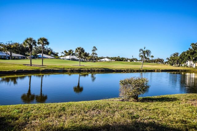 427 CERROMAR LANE 356, Venice, FL 34293