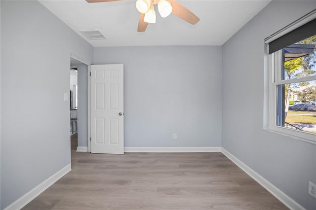 132 81ST AVENUE N, St Petersburg, FL 33702