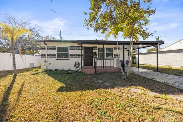 132 81ST AVENUE N, St Petersburg, FL 33702