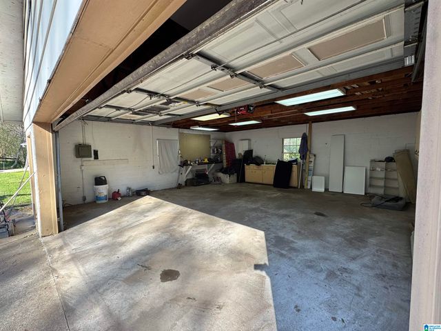 130 FOREST ROAD, Hueytown, AL 35023