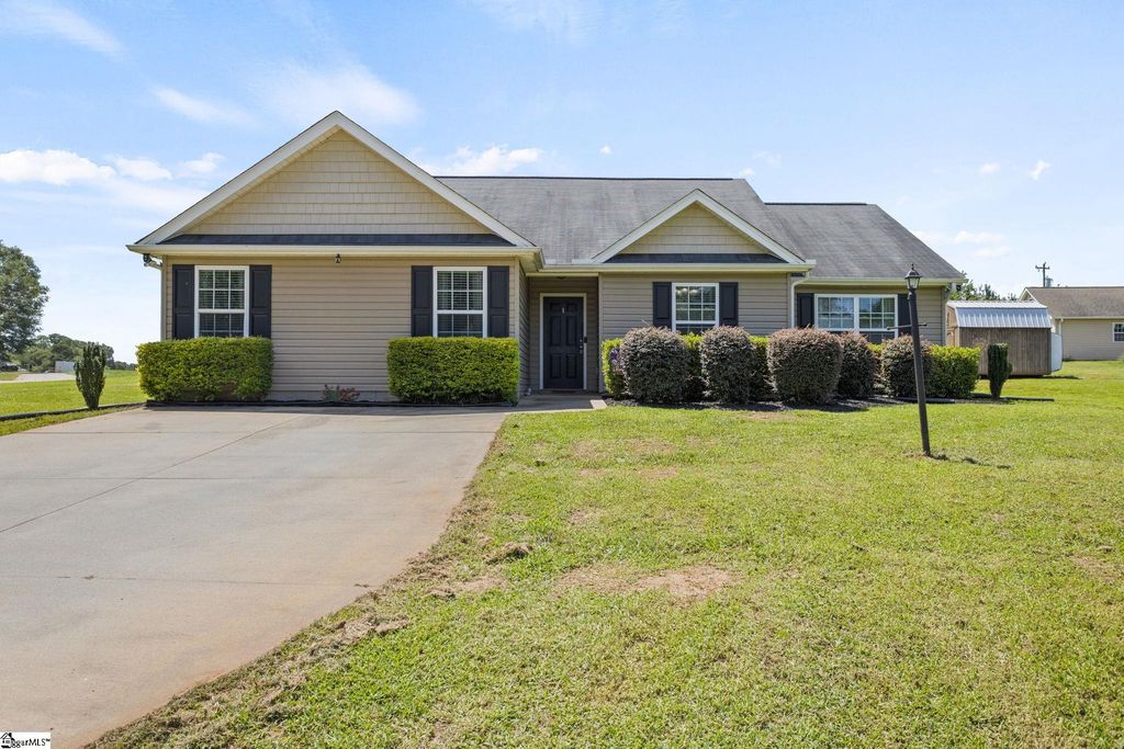 2153 Scarborough Road, Anderson, SC 29626