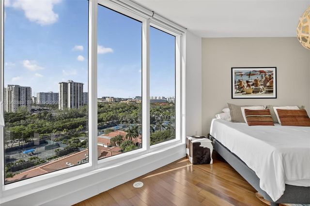 6000 Island Blvd 1208, Aventura, FL 33160