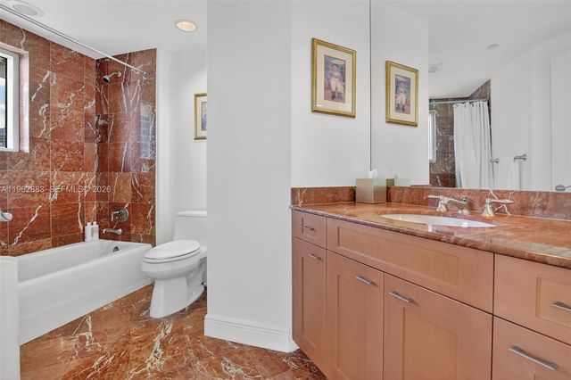 6000 Island Blvd 1208, Aventura, FL 33160