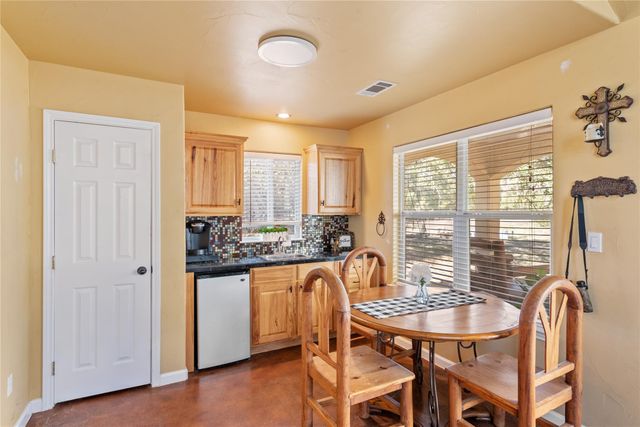 1021 Canna Lily CIR, Driftwood, TX 78619