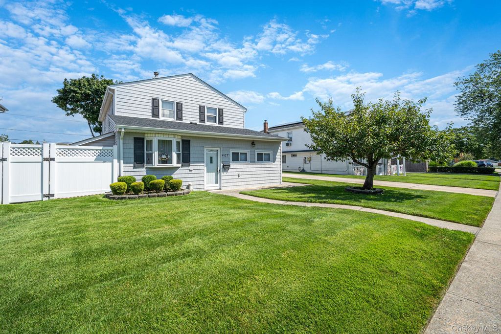 407 Argyle Road, East Meadow, NY 11554 — photo 2