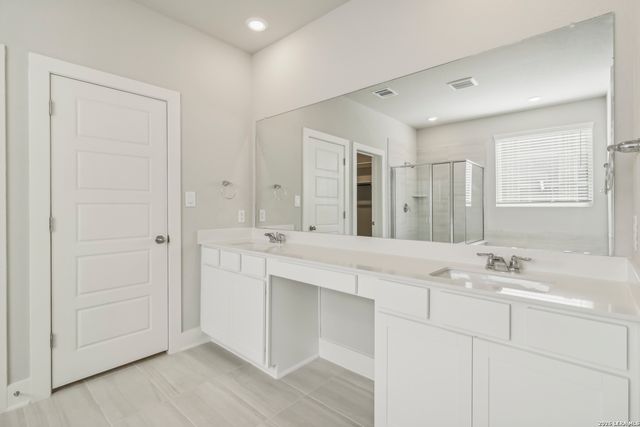 29510 Angelfish Blvd, Boerne, TX 78006