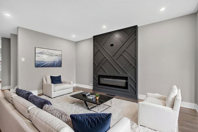 3653 W 107th Street, Chicago, IL 60655
