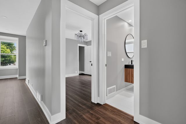 3653 W 107th Street, Chicago, IL 60655