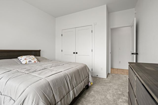 4234 Bristlecone Loop S, Fargo, ND 58104