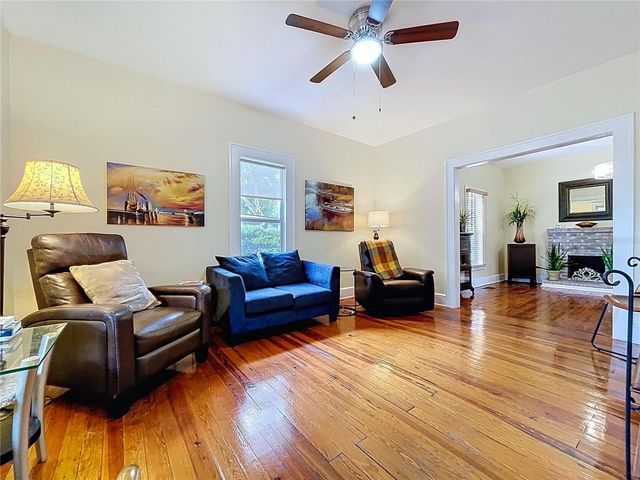 1001 E CRAWFORD STREET, Tampa, FL 33604