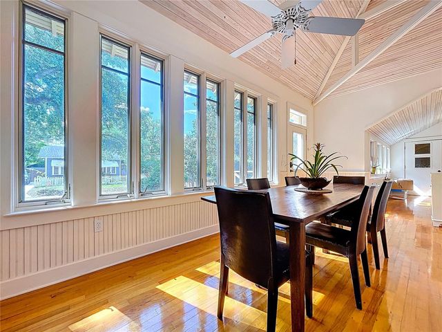 1001 E CRAWFORD STREET, Tampa, FL 33604