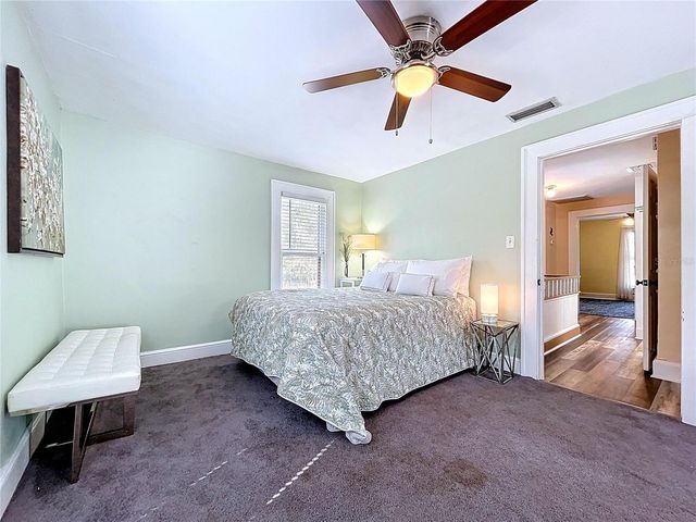 1001 E CRAWFORD STREET, Tampa, FL 33604