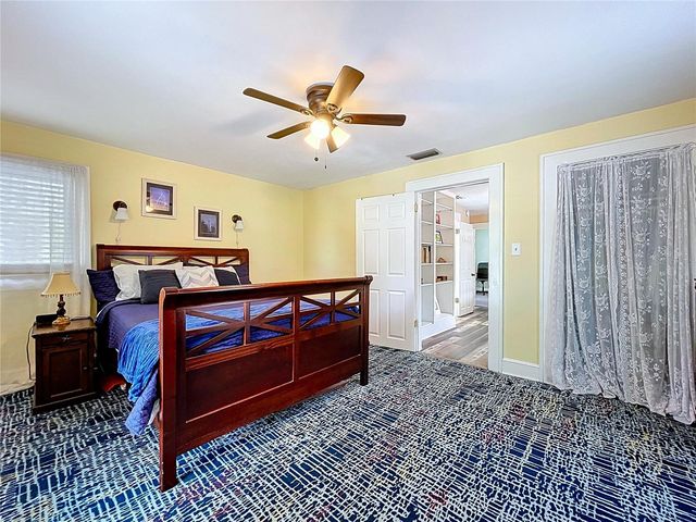 1001 E CRAWFORD STREET, Tampa, FL 33604