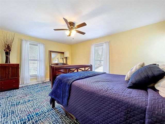 1001 E CRAWFORD STREET, Tampa, FL 33604