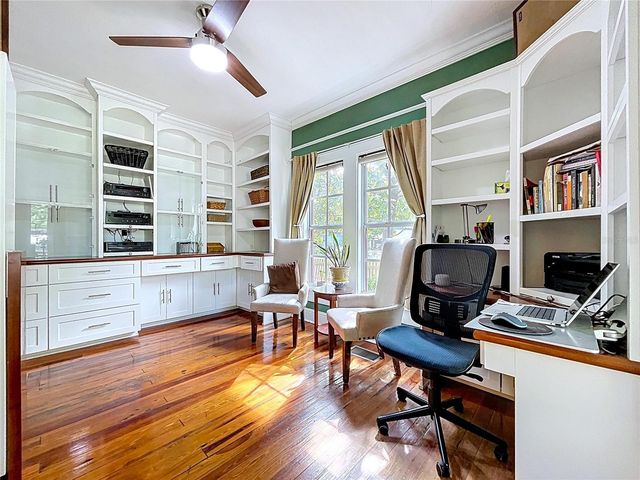 1001 E CRAWFORD STREET, Tampa, FL 33604