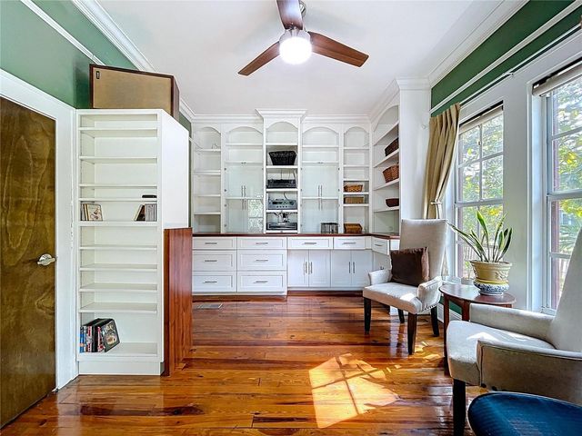 1001 E CRAWFORD STREET, Tampa, FL 33604