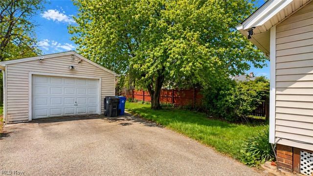 15002 Upton Avenue, Cleveland, OH 44110