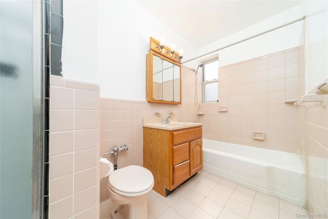 99-41 64th Avenue B9, Rego Park, NY 11374