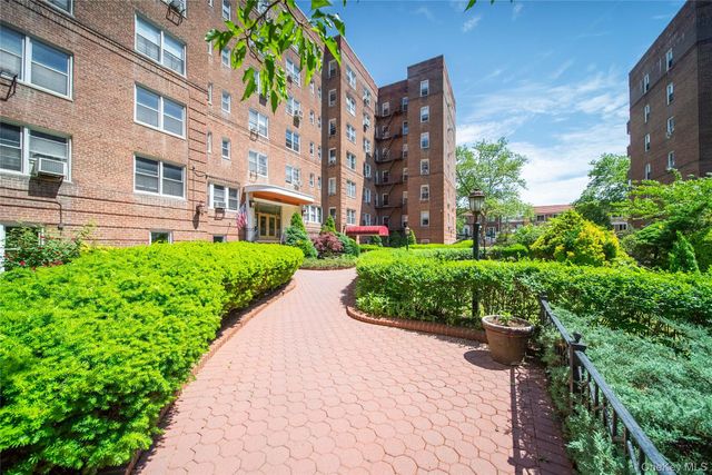 99-41 64th Avenue B9, Rego Park, NY 11374