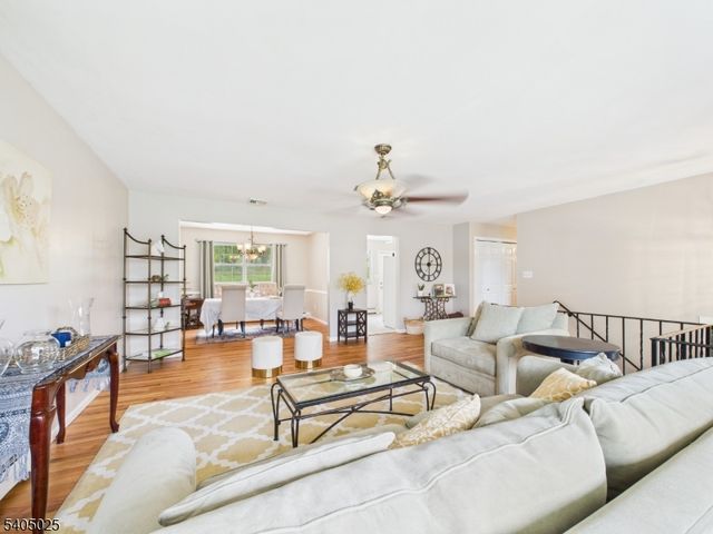 39 Edsall Dr, Vernon Twp., NJ 07461