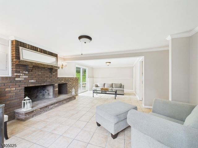 39 Edsall Dr, Vernon Twp., NJ 07461