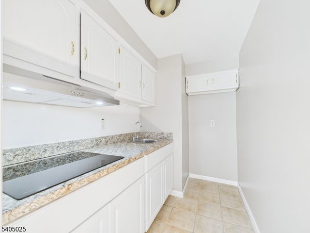 39 Edsall Dr, Vernon Twp., NJ 07461