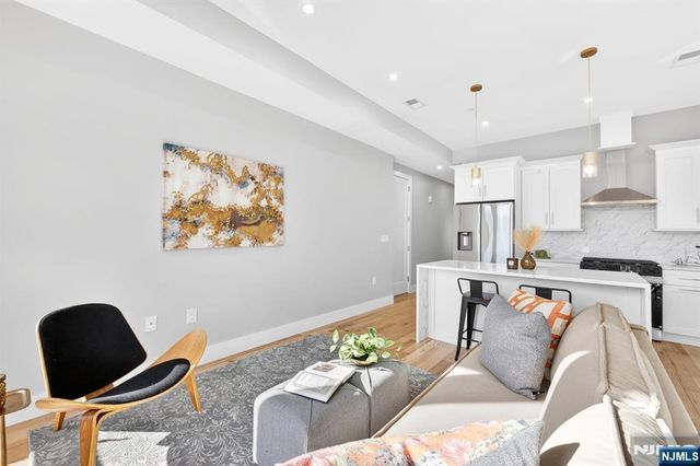 126 De Kalb Avenue, Jersey City, NJ 07306