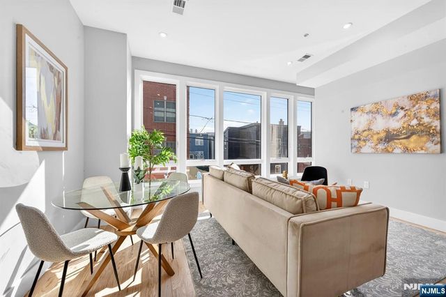 126 De Kalb Avenue, Jersey City, NJ 07306